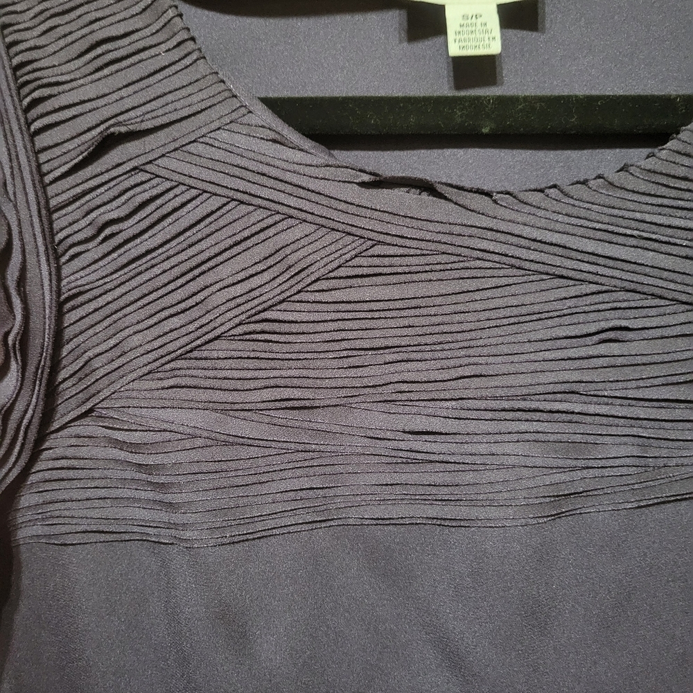 Calvin Klein Ruffle Cap Sleeve Round Neck Black Lightweight Top | Small - Picture 3 of 9